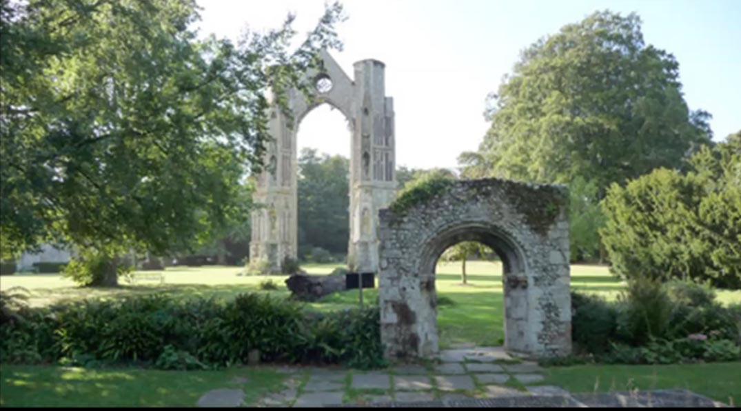 Photo of Walsingham Abbey ruins