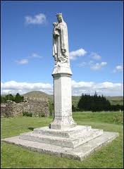 Our Lady of Penrhys statue seen from bottom to top