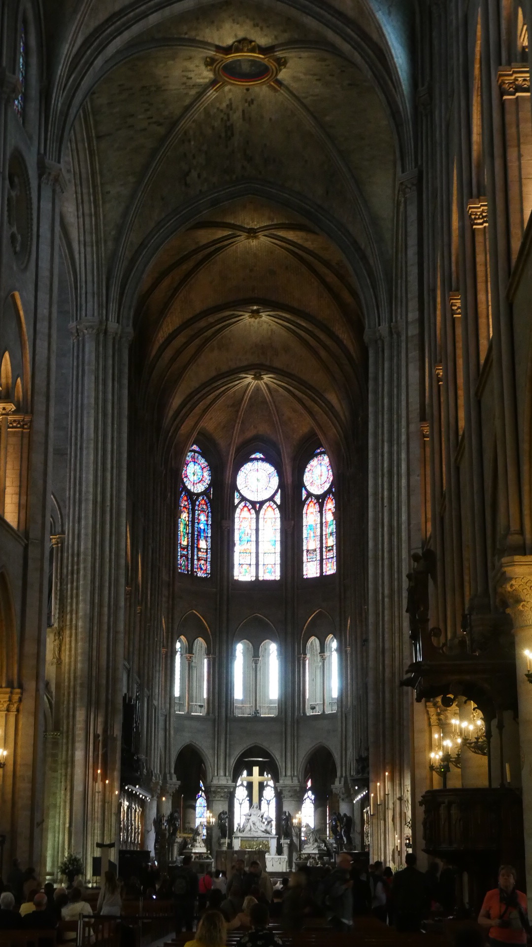 Wide shot of the interior of Notre-Dame Cathedral (taken 5.17) vertical shot