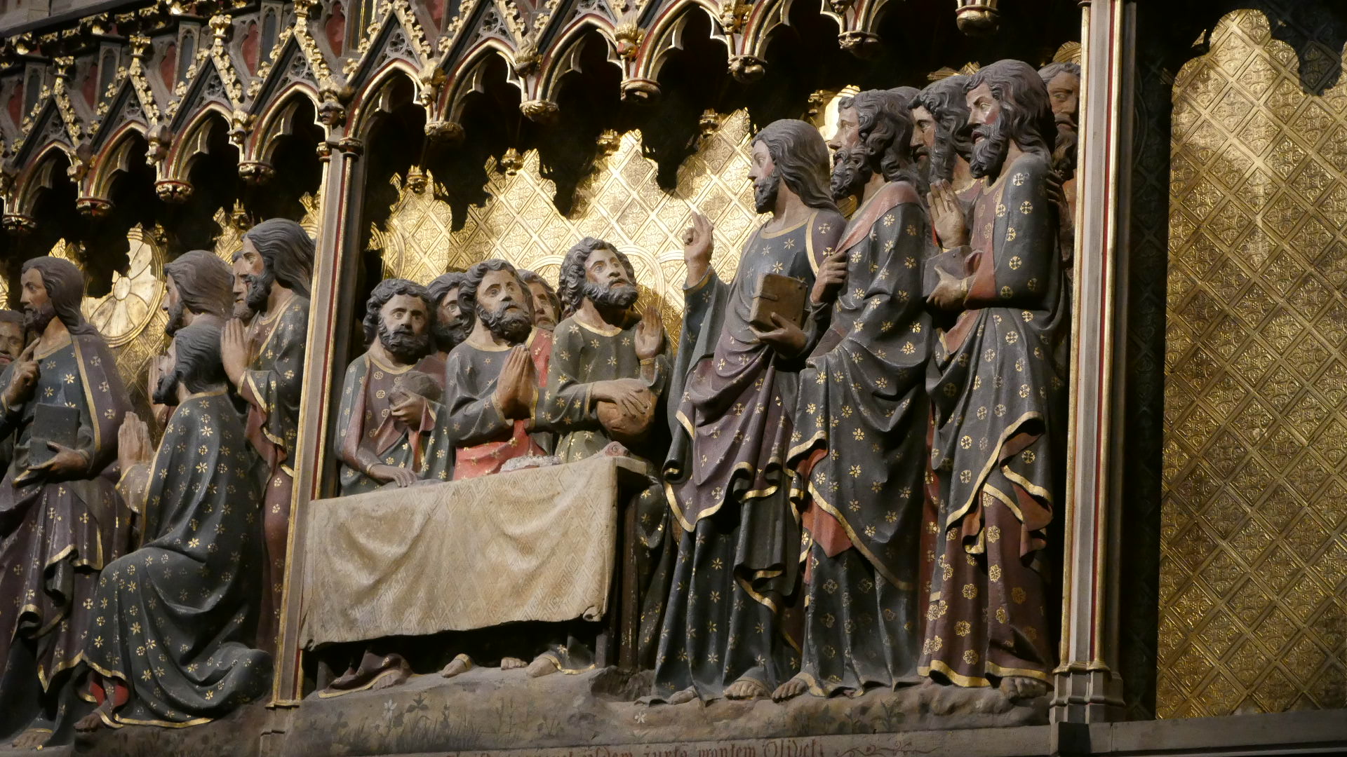 Photo of Another close up view of a scene in the Life of Jesus on one of the 2 giant wooden carvings